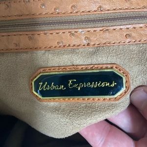 Vegan leather (certified vegan) handbag with shoulder strap